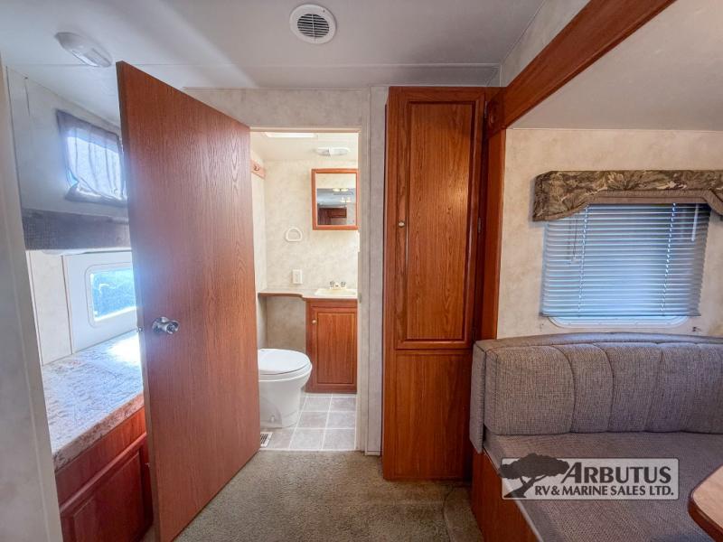 2005 SKYLINE ALJO 2505 FIFTH WHEEL