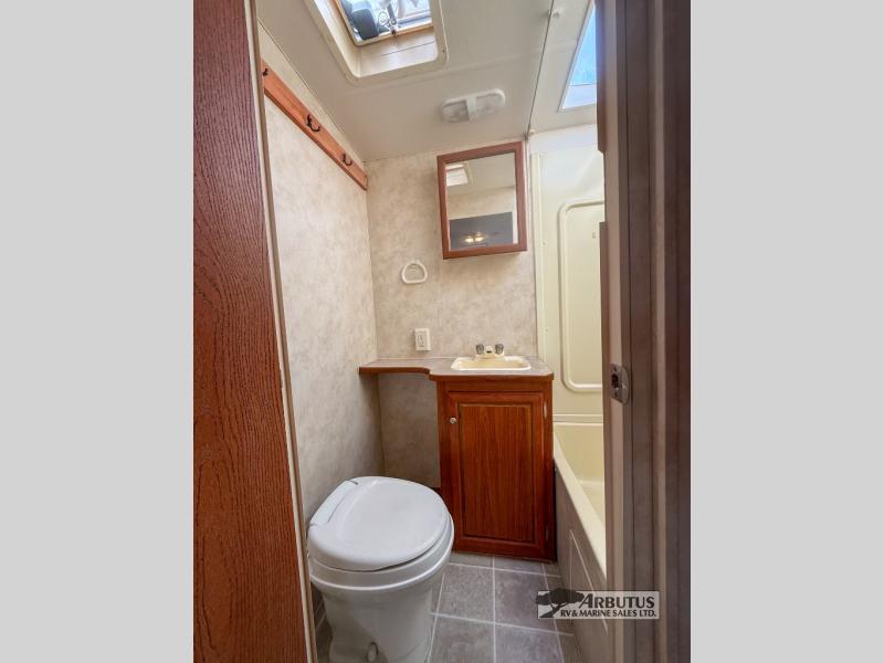 2005 SKYLINE ALJO 2505 FIFTH WHEEL