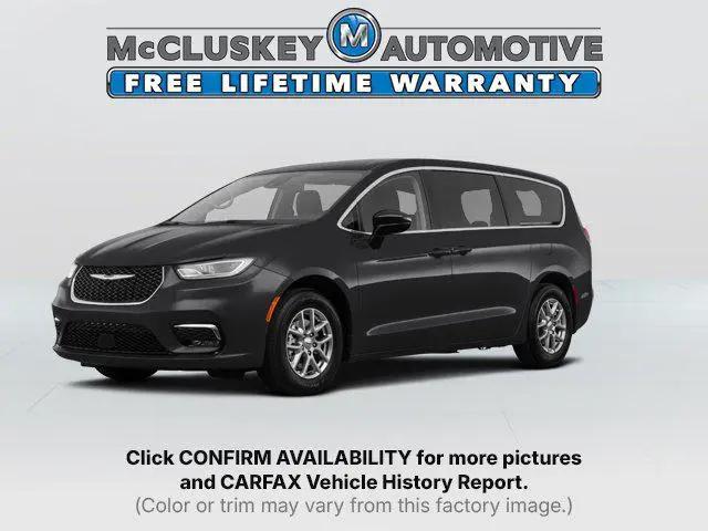 2025 Chrysler Pacifica Select for sale in Cincinnati, OH