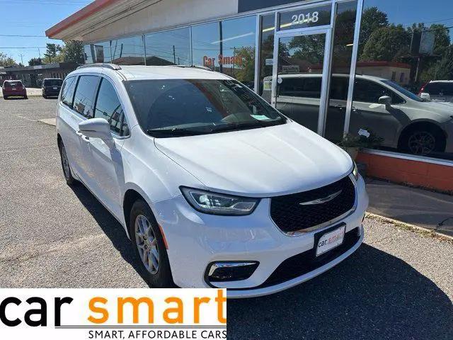 2022 Chrysler Pacifica Touring for sale in Wausau, WI