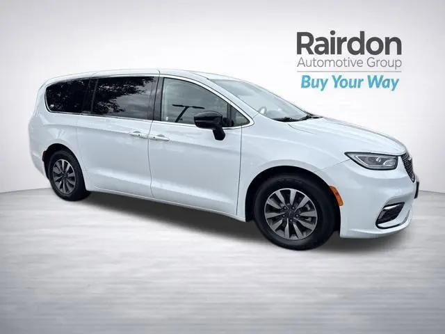 2024 Chrysler Pacifica Hybrid Select for sale in Kirkland, WA