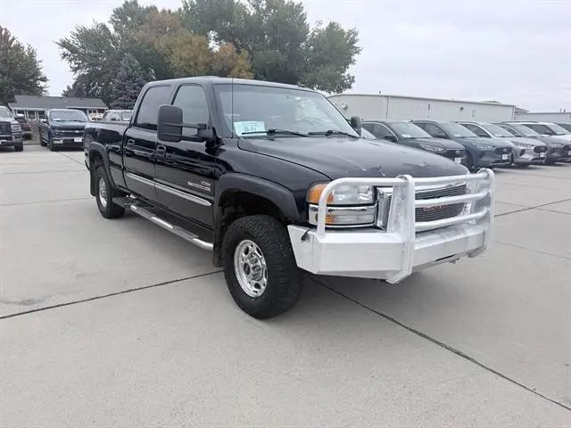 2004 GMC Sierra 2500HD SLT for sale in Vermillion, SD