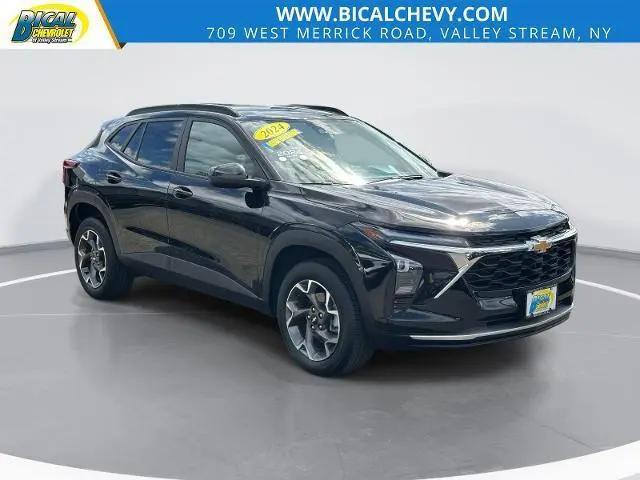2024 Chevrolet Trax FWD LT for sale in Valley Stream, NY