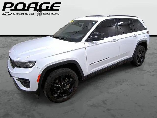 2023 Jeep Grand Cherokee Altitude 4x4 for sale in Hannibal, MO