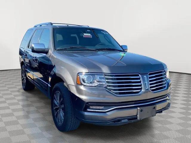 2015 Lincoln Navigator Base for sale in Fond du Lac, WI