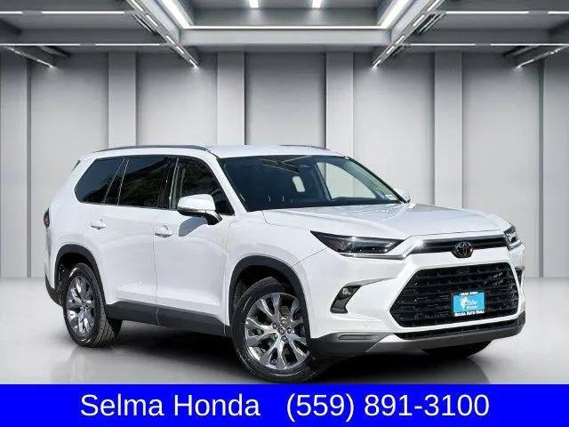 2024 Toyota Grand Highlander Limited for sale in Selma, CA