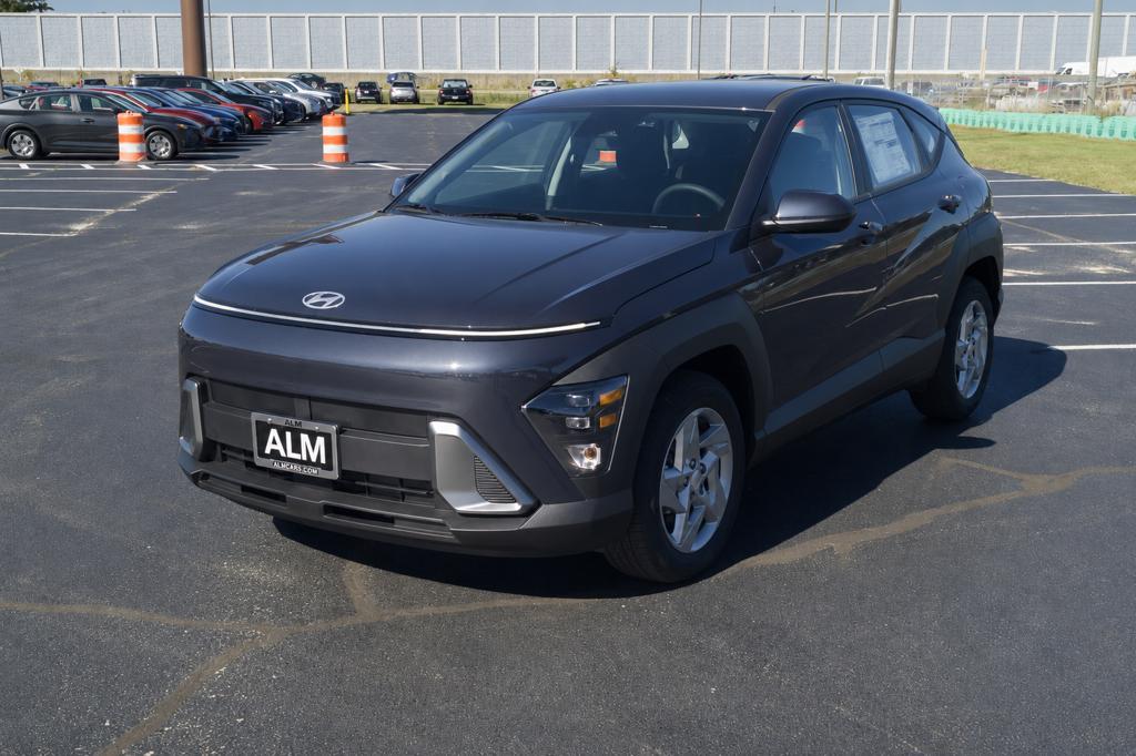 2027 Hyundai Kona SE