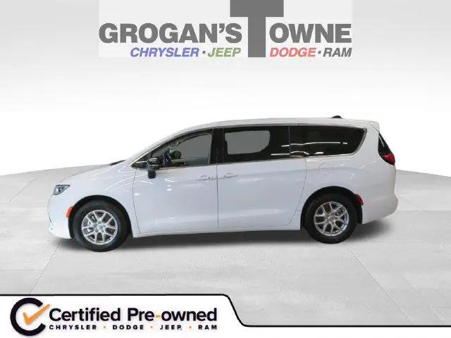 2024 Chrysler Pacifica Touring L for sale in Toledo, OH