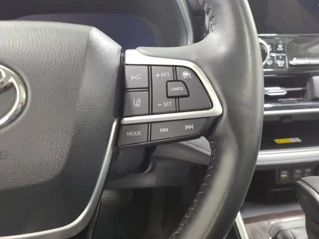 2023 Toyota Highlander Platinum