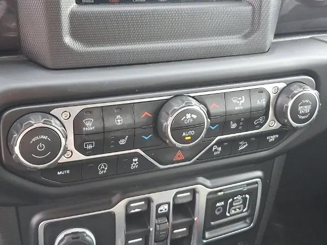 2021 Jeep Wrangler Sahara Altitude 4x4