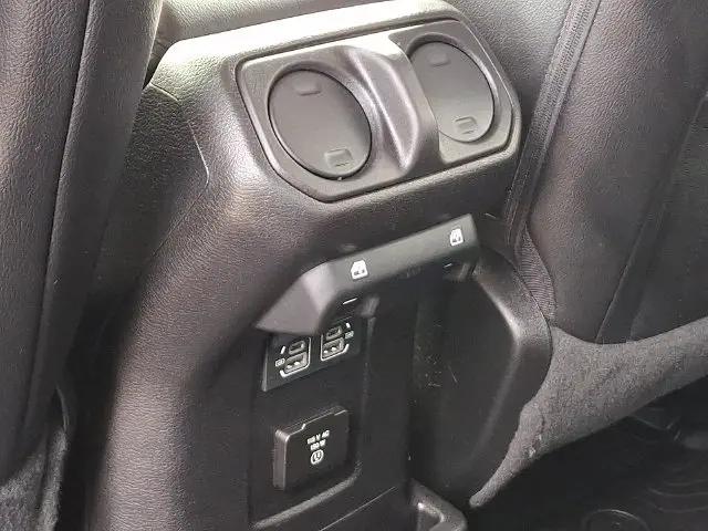 2021 Jeep Wrangler Sahara Altitude 4x4