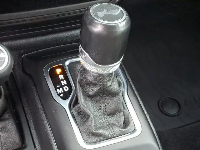 2021 Jeep Wrangler Sahara Altitude 4x4