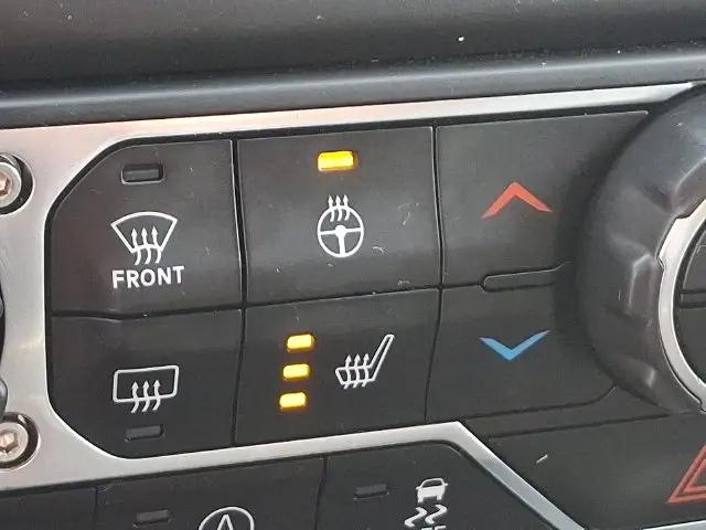2021 Jeep Wrangler Sahara Altitude 4x4