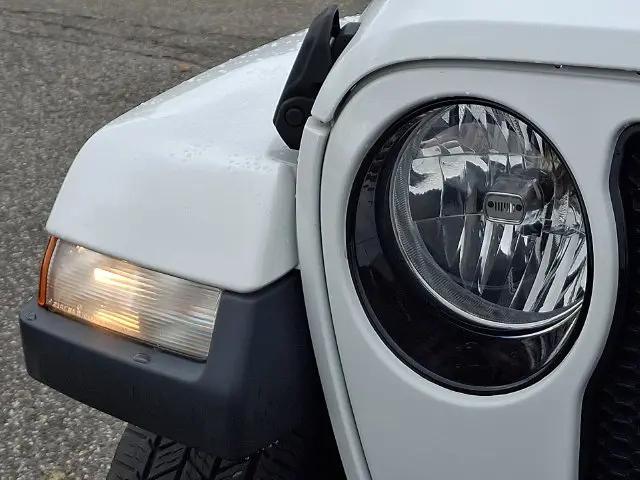 2021 Jeep Wrangler Sahara Altitude 4x4