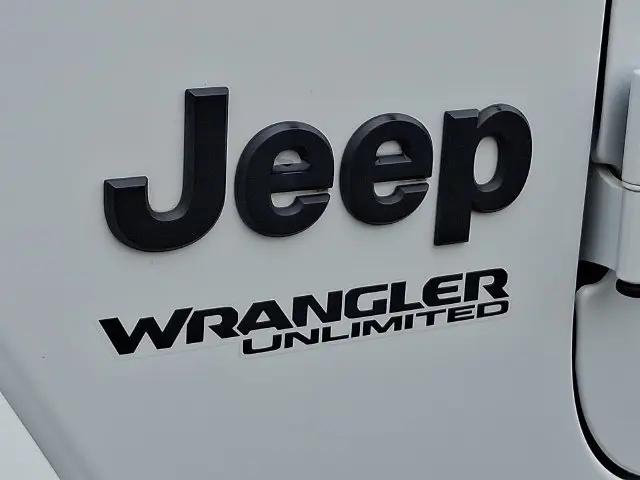 2021 Jeep Wrangler Sahara Altitude 4x4