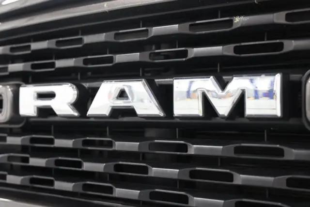 2022 Ram 1500 Big Horn Crew Cab 4x4 57 Box