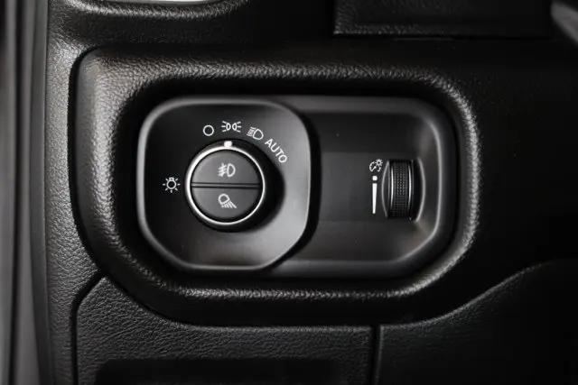 2022 Ram 1500 Big Horn Crew Cab 4x4 57 Box