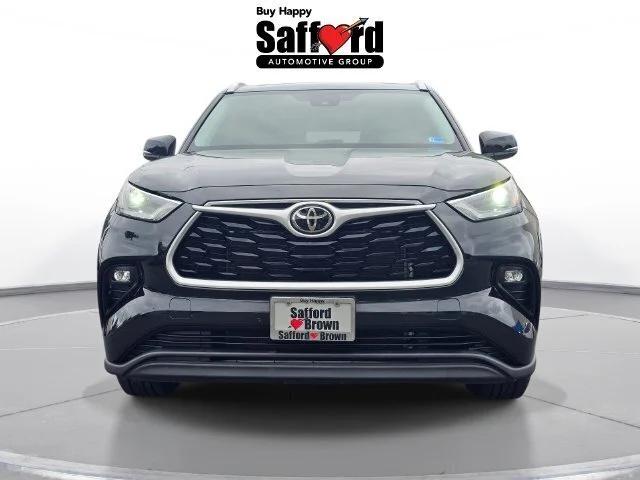 2022 Toyota Highlander XLE 2022 Toyota Highlander XLE