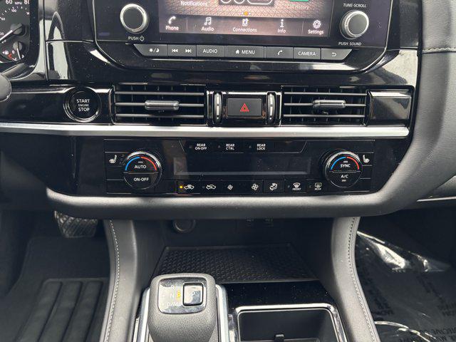 2025 Nissan Pathfinder SV 4WD