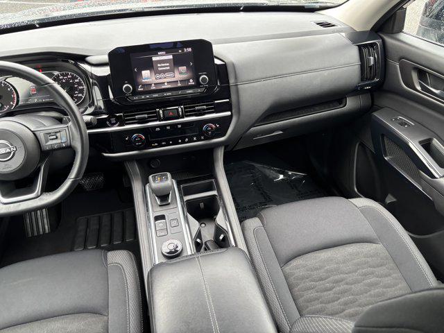 2025 Nissan Pathfinder SV 4WD