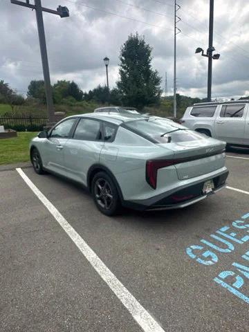 2025 Kia K4 LXS 2025 Kia K4 LXS