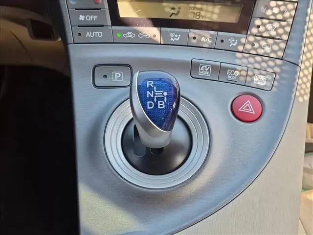 2014 Toyota Prius Three