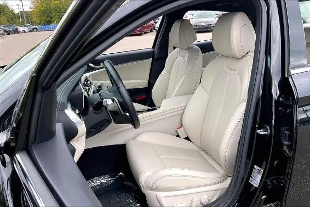 2026 Genesis G70 2.5T RWD