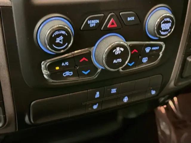2022 Ram 1500 Classic Tradesman Crew Cab 4x4 57 Box