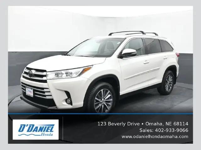 2019 Toyota Highlander XLE for sale in Omaha, NE