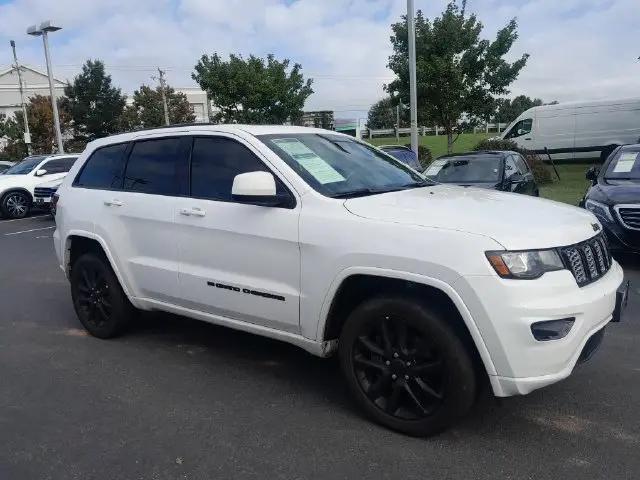 2022 Jeep Grand Cherokee Laredo X 4x4 for sale in Fredericksburg, VA