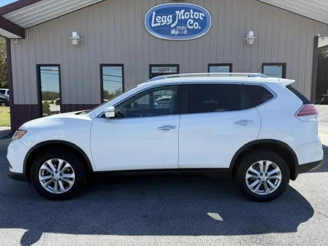 2016 Nissan Rogue SV for sale in Piney Flats, TN
