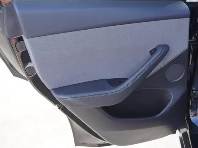 2026 Tesla Model Y Premium Rear-Wheel Drive