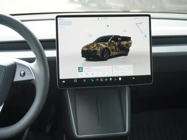 2026 Tesla Model Y Premium Rear-Wheel Drive