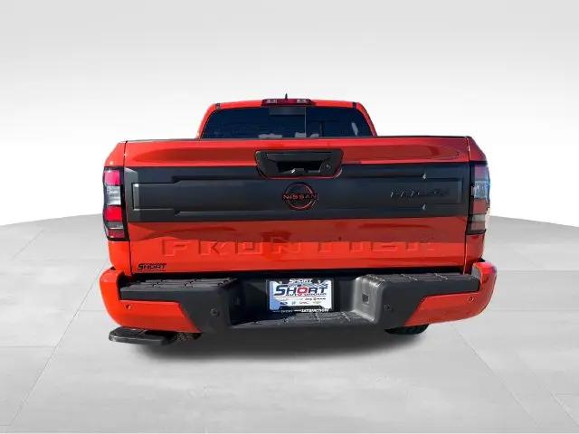 2025 Nissan Frontier Crew Cab PRO-4X 4x4