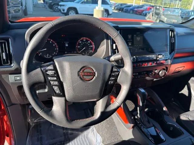 2025 Nissan Frontier Crew Cab PRO-4X 4x4