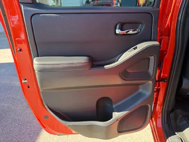 2025 Nissan Frontier Crew Cab PRO-4X 4x4
