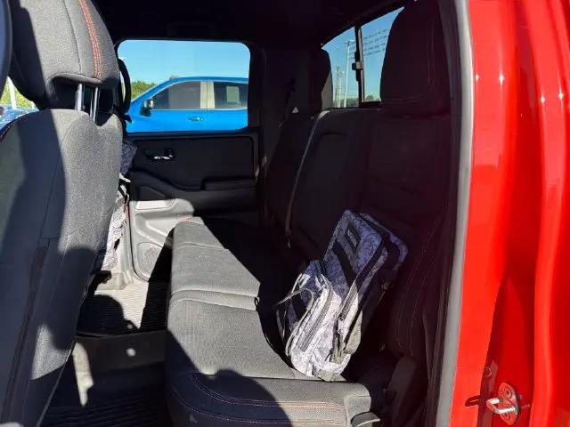 2025 Nissan Frontier Crew Cab PRO-4X 4x4
