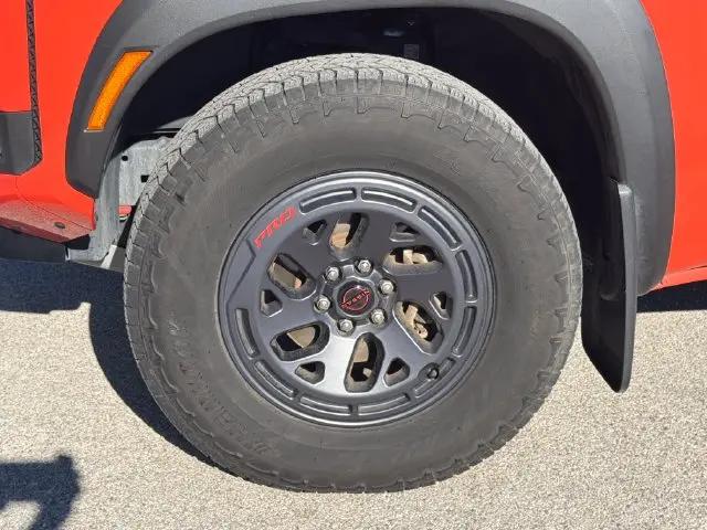 2025 Nissan Frontier Crew Cab PRO-4X 4x4