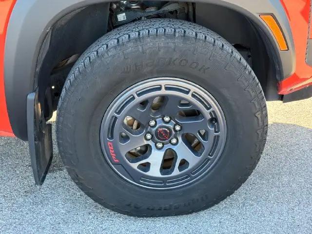 2025 Nissan Frontier Crew Cab PRO-4X 4x4