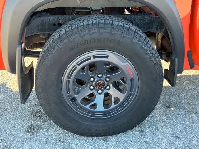 2025 Nissan Frontier Crew Cab PRO-4X 4x4