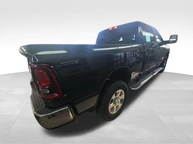 2026 Ram 2500 Big Horn Crew Cab 4x4 64 Box