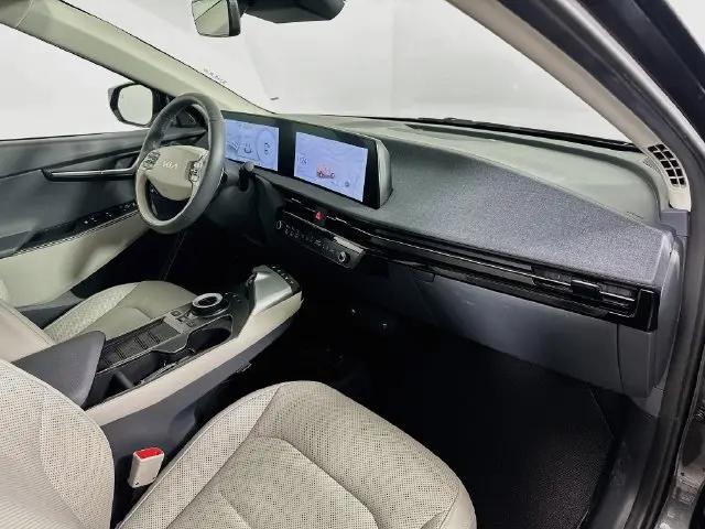 2024 Kia EV6 Wind