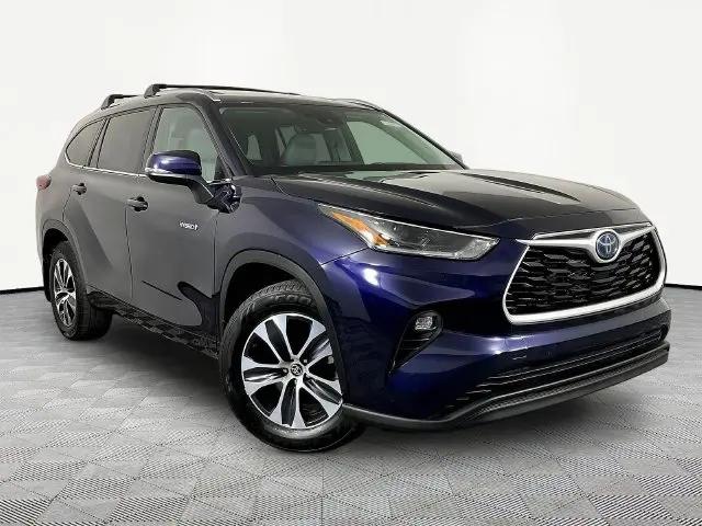 2021 Toyota Highlander Hybrid XLE