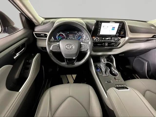 2021 Toyota Highlander Hybrid XLE