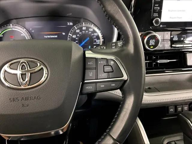 2021 Toyota Highlander Hybrid XLE
