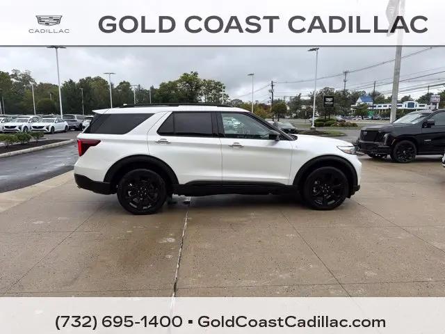 2024 Ford Explorer ST-Line