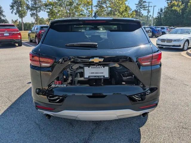 2025 Chevrolet Blazer FWD 2LT