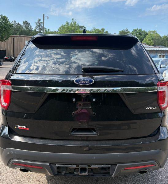 2016 Ford Explorer Base