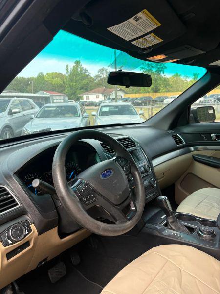 2016 Ford Explorer Base