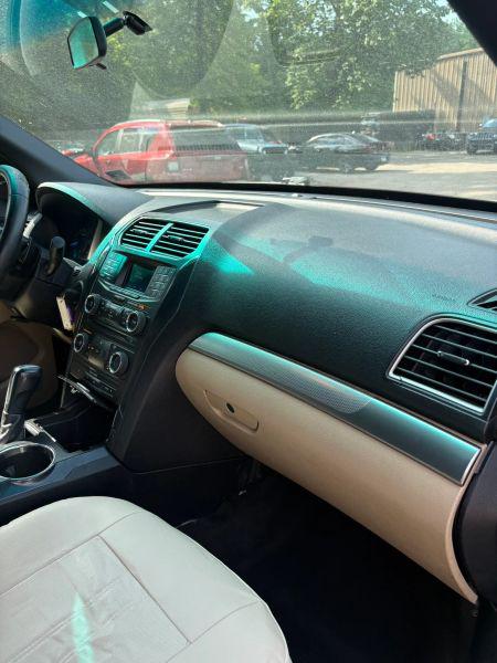 2016 Ford Explorer Base